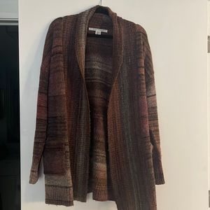 50% poly 44% acrylic 4% wool 2% span